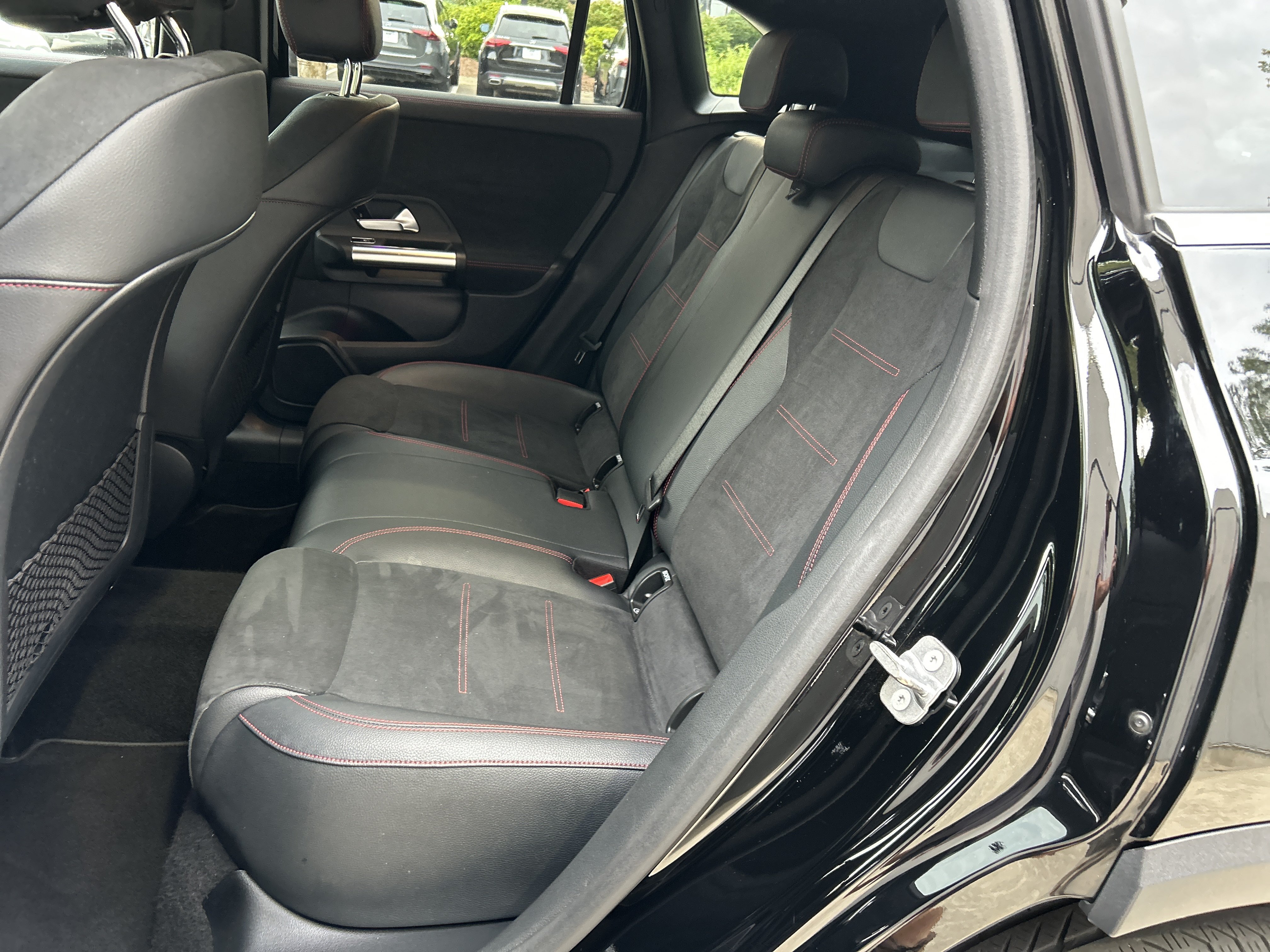 Certified 2023 Mercedes-Benz GLA 250 4MATIC image 39