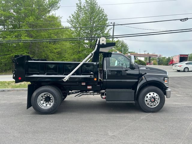 New 2027 Ford F650 2WD Regular Cab Super Duty image 2