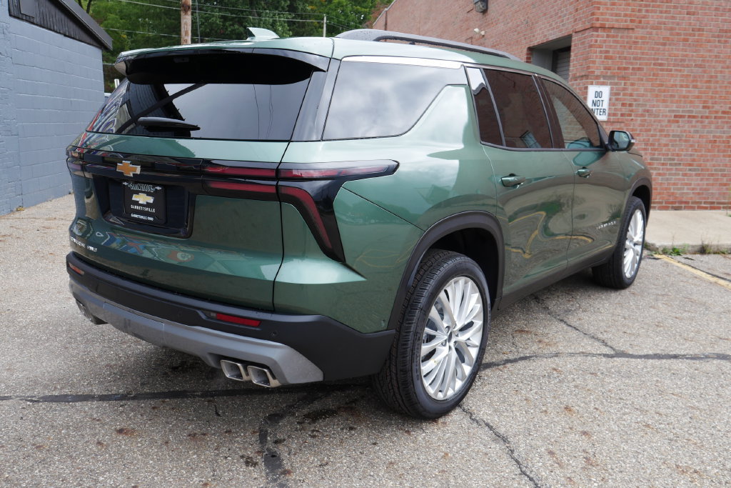 New 2027 Chevrolet Traverse LT w/ Enhanced Driving Package AWD/4WD image 4