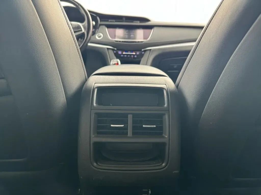 Used 2019 Cadillac XT5 Luxury image 18