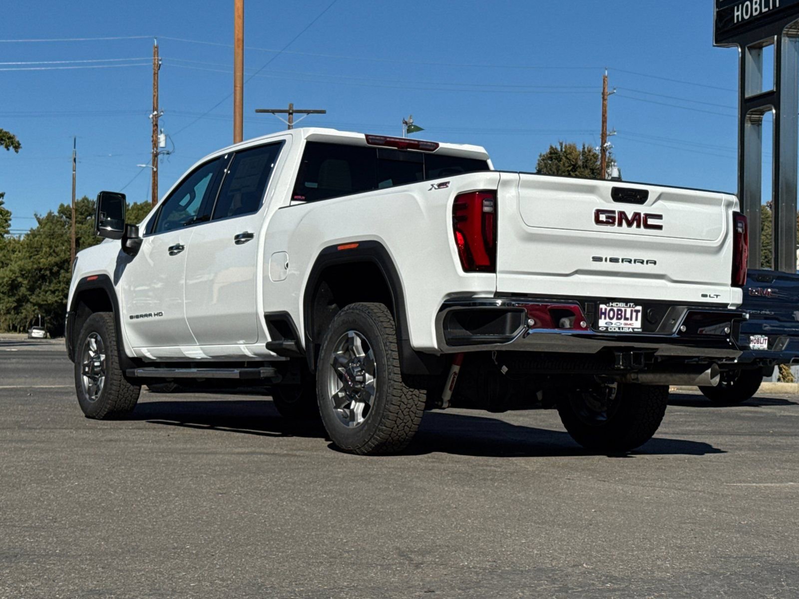 New 2026 GMC Sierra 2500 SLT w/ SLT Premium Package image 5