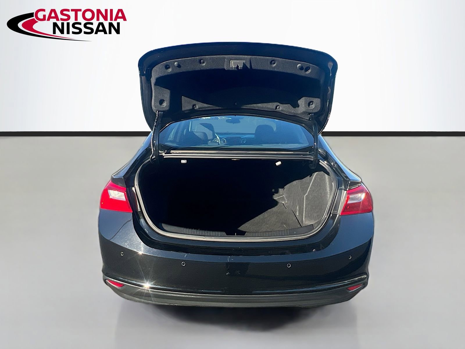 Used 2024 Chevrolet Malibu LT image 35