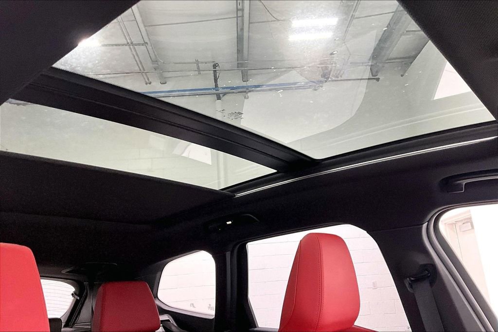 Used 2025 BMW X1 xDrive28i image 16