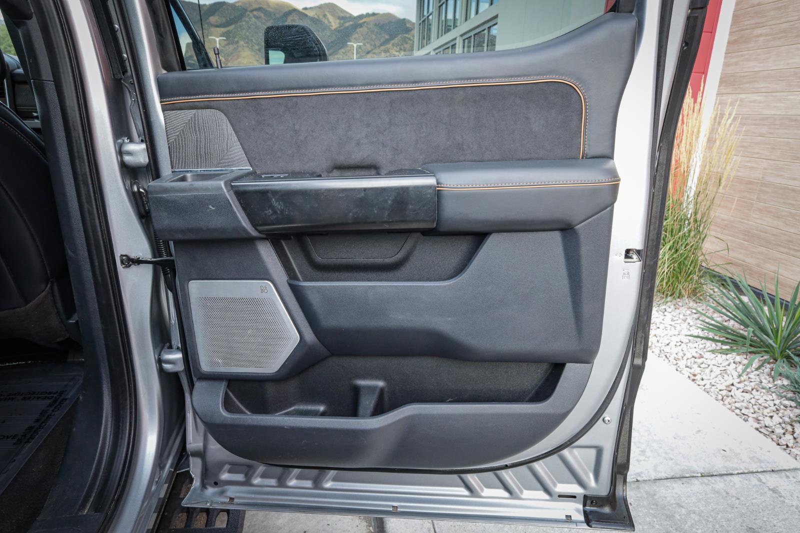 Used 2023 Ford F350 Platinum w/ Tremor Off-Road Package image 30