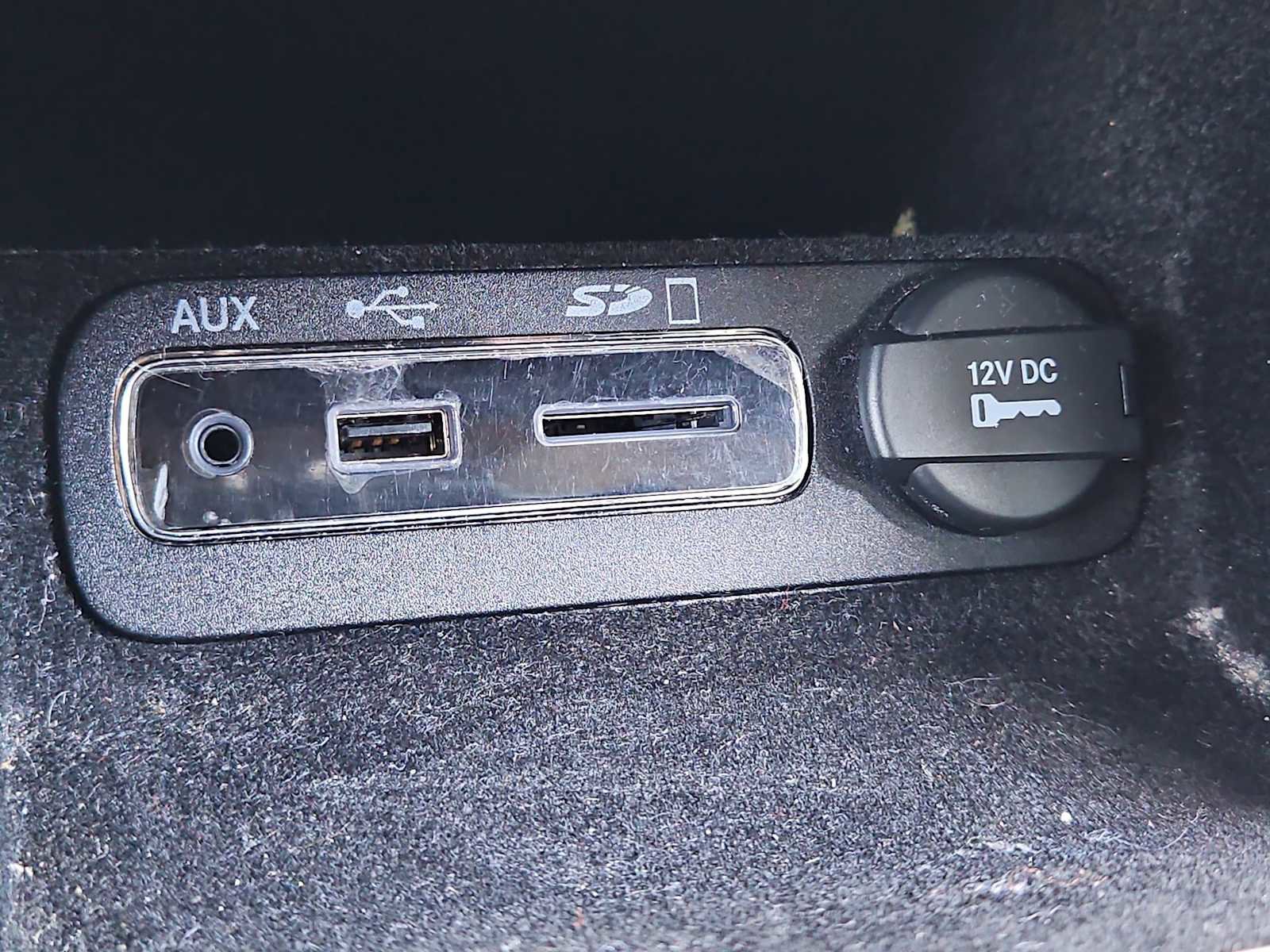 Used 2014 Jeep Grand Cherokee Laredo w/ 18" Wheel & 8.4" Radio Group image 29