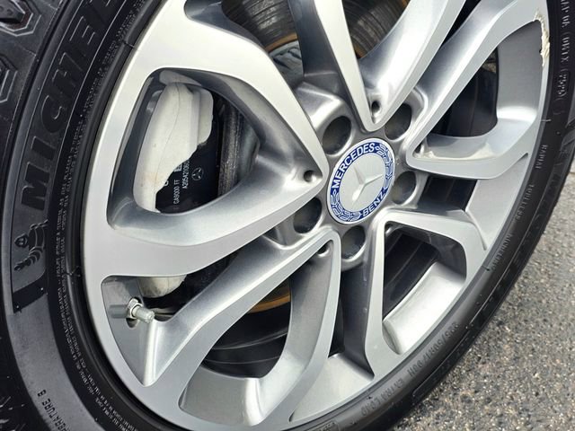 Certified 2017 Mercedes-Benz C 300 4MATIC Sedan image 7