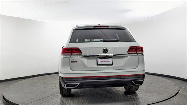 Used 2022 Volkswagen Atlas SE w/ Black Wheel Package image 6