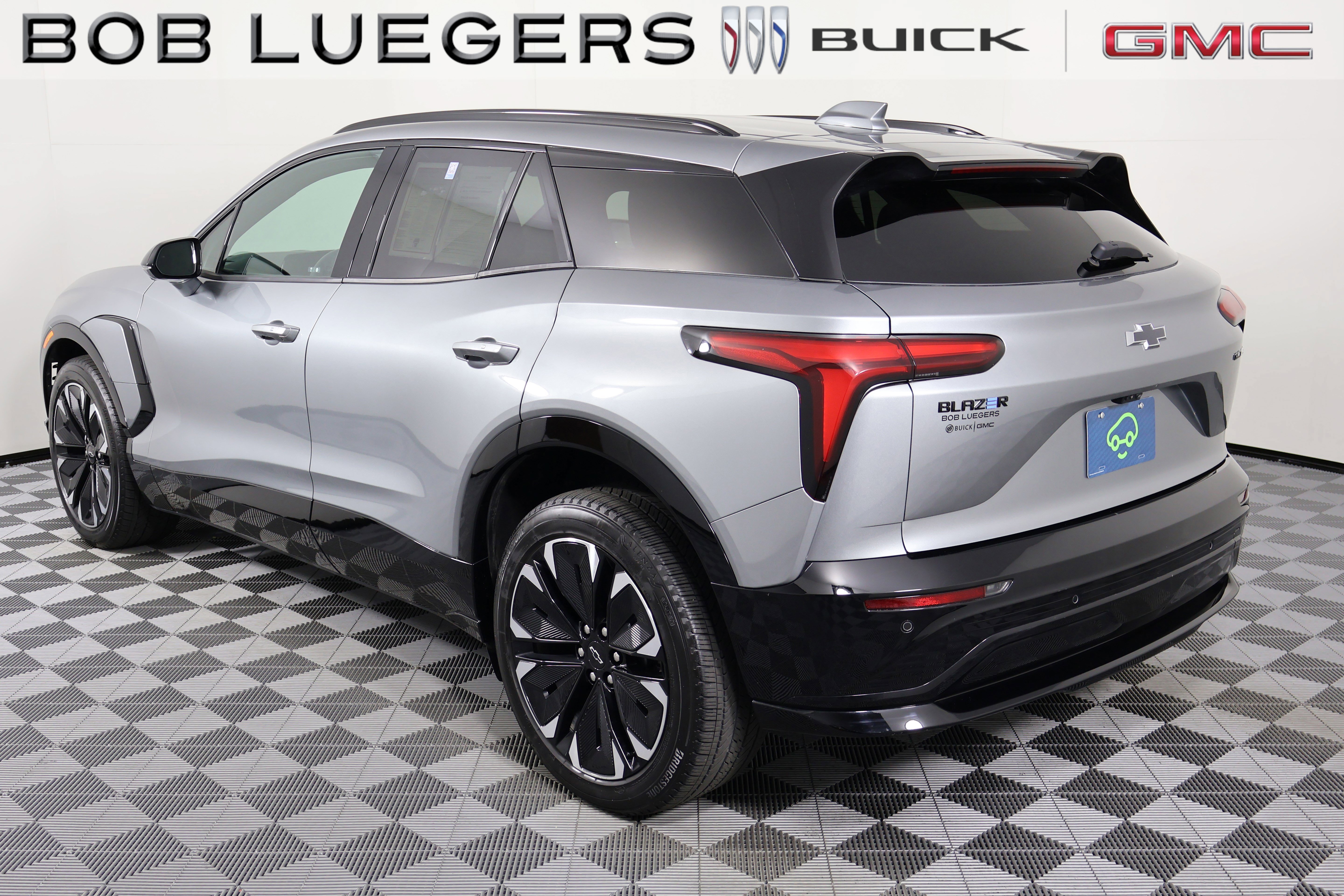 Certified 2024 Chevrolet Blazer EV RS AWD/4WD image 5