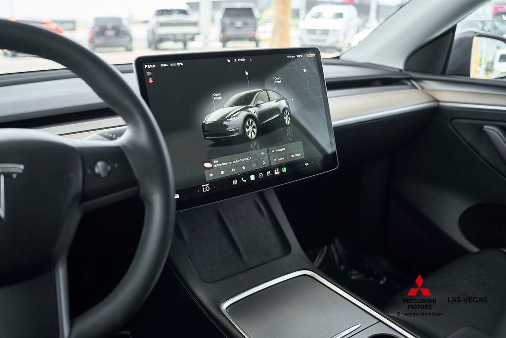 Used 2023 Tesla Model Y Long Range AWD/4WD image 21