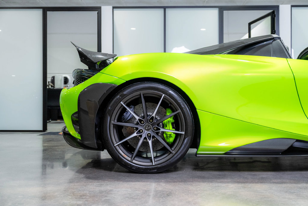 Used 2022 McLaren 765LT RWD image 6