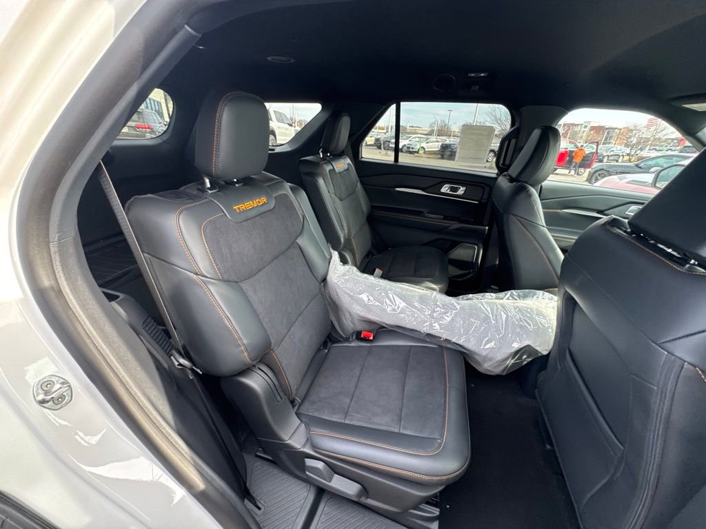 New 2026 Ford Explorer Tremor w/ Tremor Convenience Package image 18