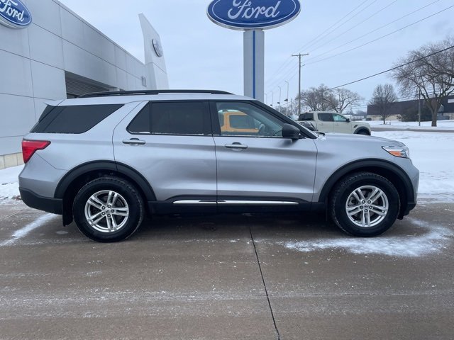 Used 2021 Ford Explorer XLT w/ Equipment Group 202A image 17