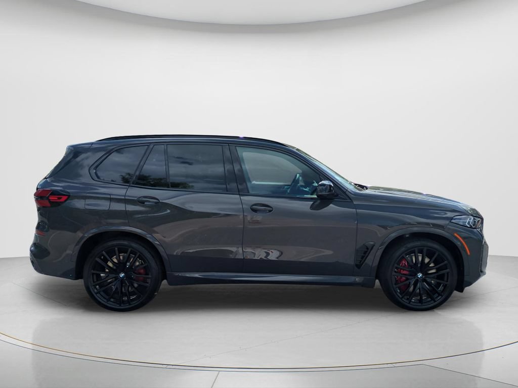 New 2026 BMW X5 M60i AWD/4WD image 3
