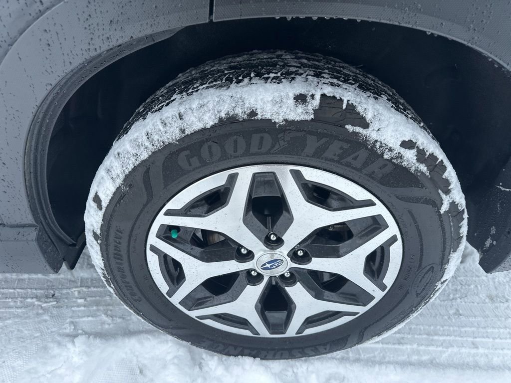 Used 2024 Subaru Forester Premium image 35