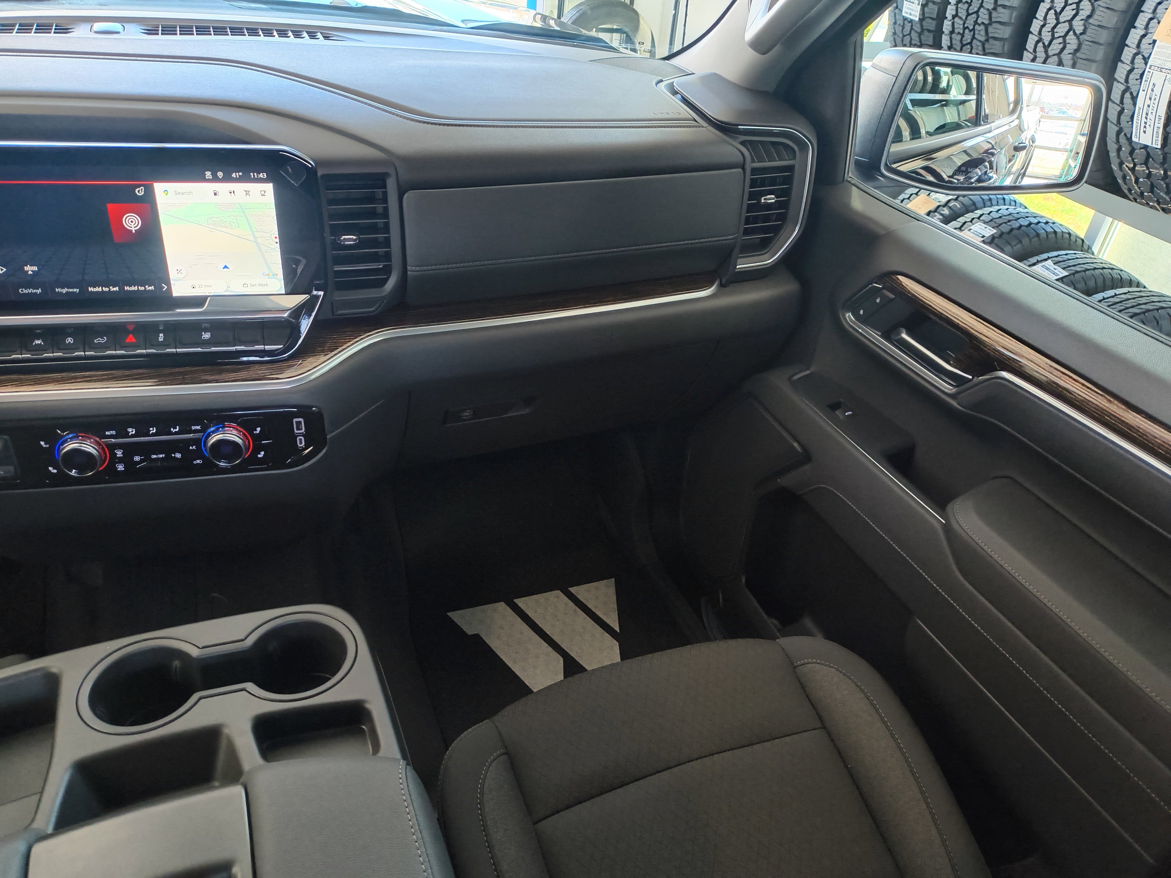 Used 2025 GMC Sierra 1500 Elevation image 14