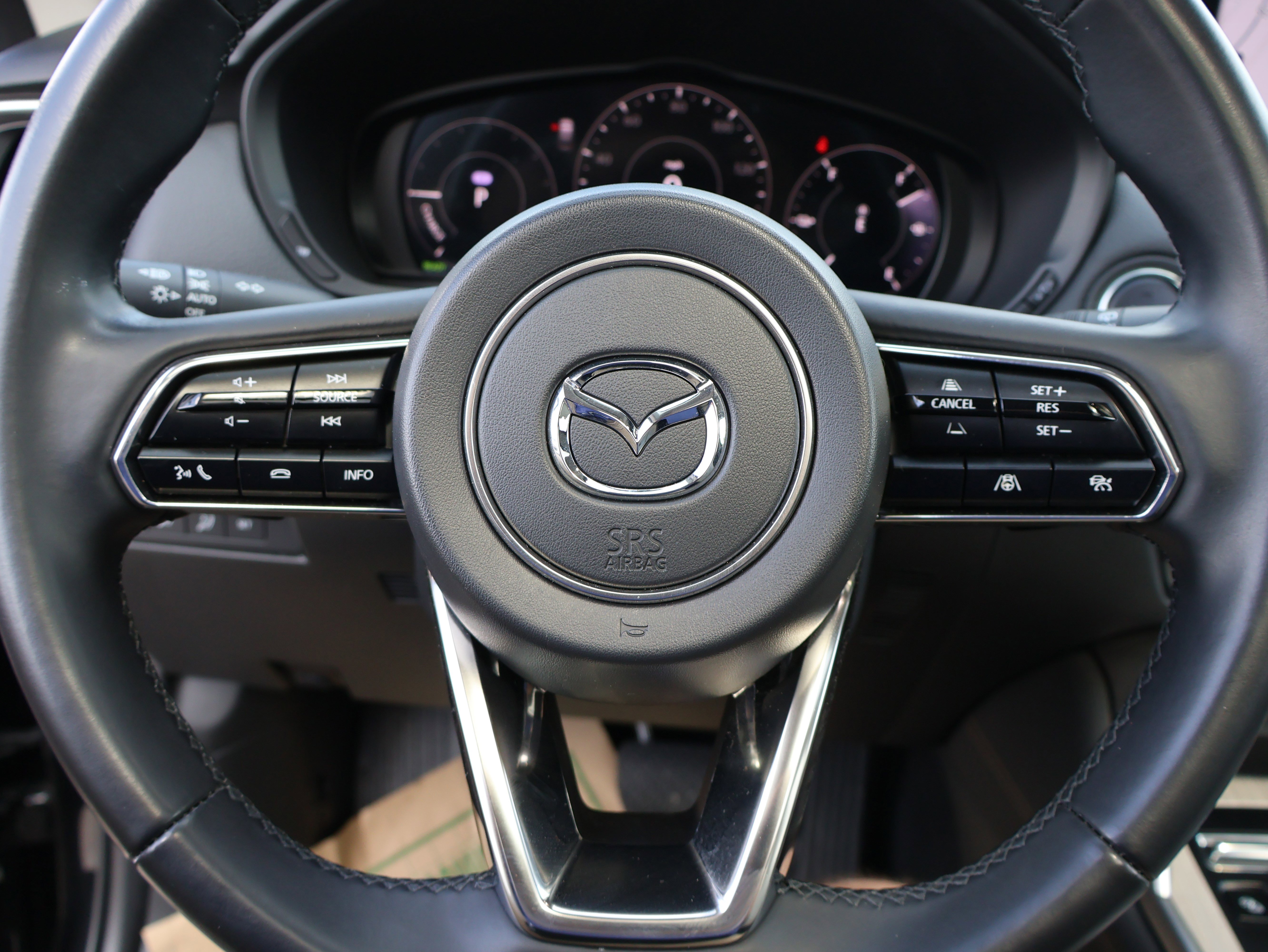 Used 2025 MAZDA CX-70 Plug-In Hybrid w/ Premium Pkg AWD/4WD image 39