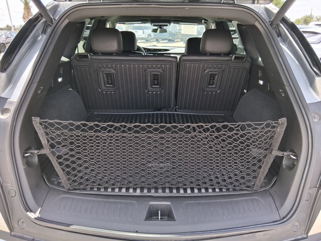 Used 2024 Cadillac XT5 Luxury w/ LPO, Floor Liner Package FWD image 6