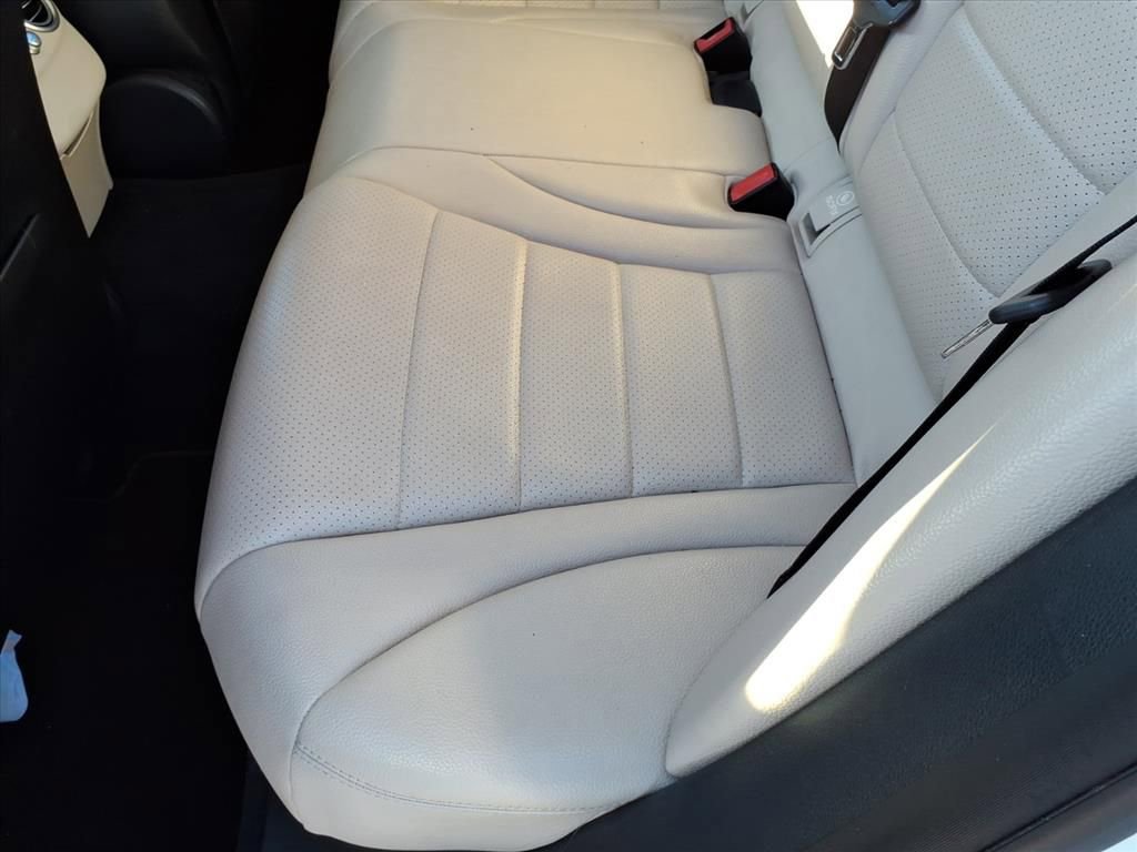 Used 2019 Mercedes-Benz C 300 Sedan image 22