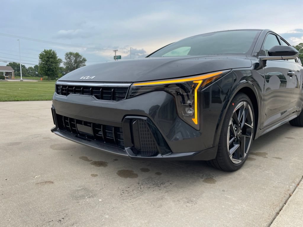 New 2026 Kia K4 GT-Line w/ GT-Line Premium Package FWD image 15
