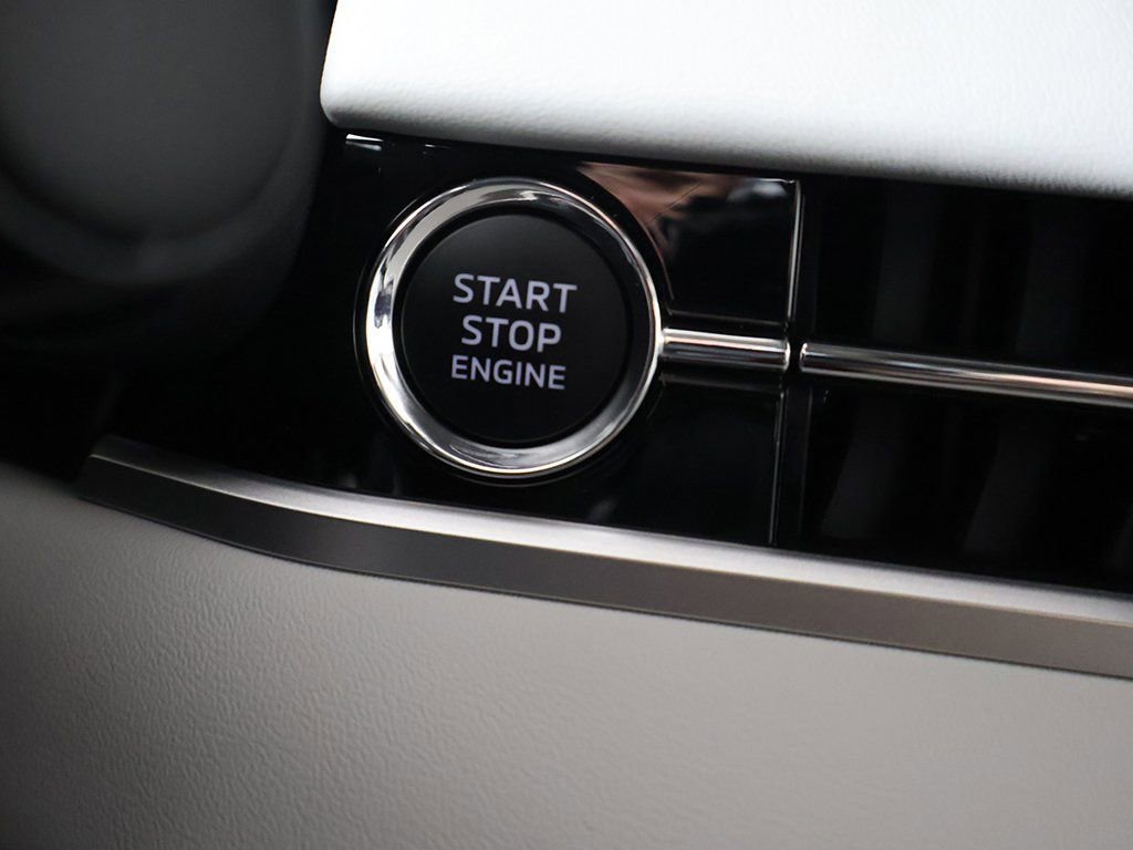 New 2025 Mitsubishi Outlander SE AWD/4WD image 40
