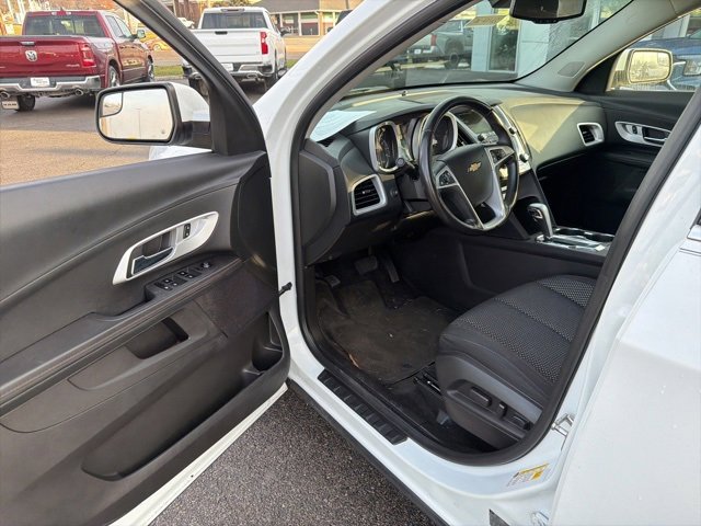 Used 2013 Chevrolet Equinox LT w/ All Star Package image 28