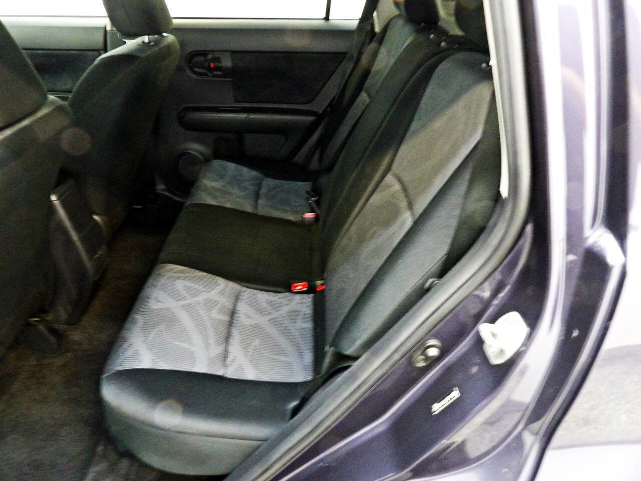 Used 2012 Scion xB FWD image 10