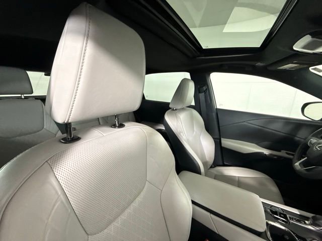 Used 2025 Lexus RX 350 Premium Plus w/ Convenience Package image 37