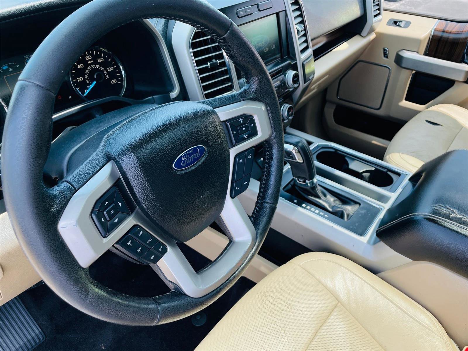 Used 2015 Ford F150 Lariat w/ Equipment Group 501A Mid AWD/4WD image 8