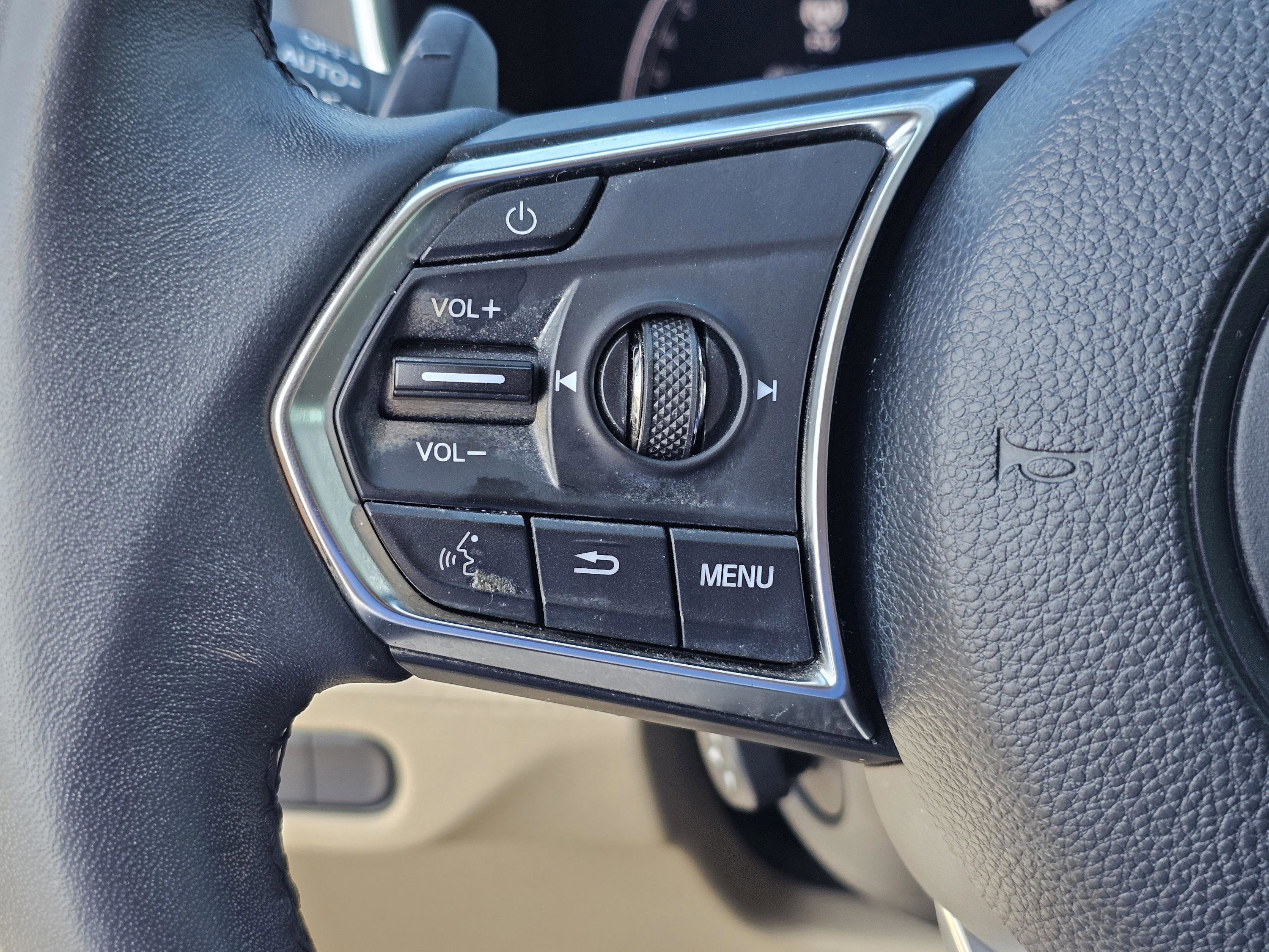 Used 2025 Acura MDX FWD w/ Technology Package image 21