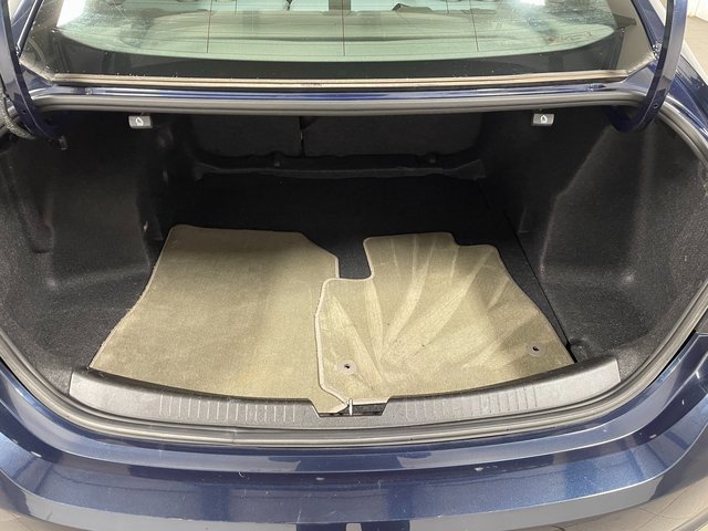 Used 2018 Chevrolet Malibu LS image 24