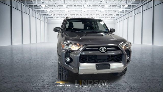 Used 2022 Toyota 4Runner TRD Off-Road Premium AWD/4WD image 4