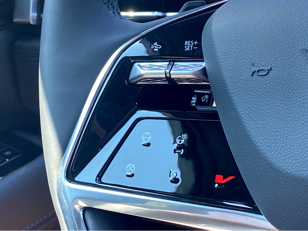 New 2026 Cadillac Escalade IQ Luxury 1 image 18