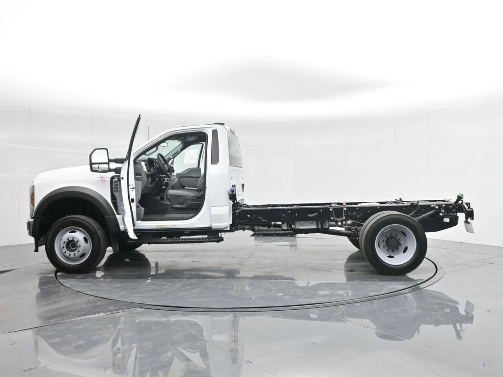 New 2024 Ford F450 XL w/ XL Chrome Package image 22