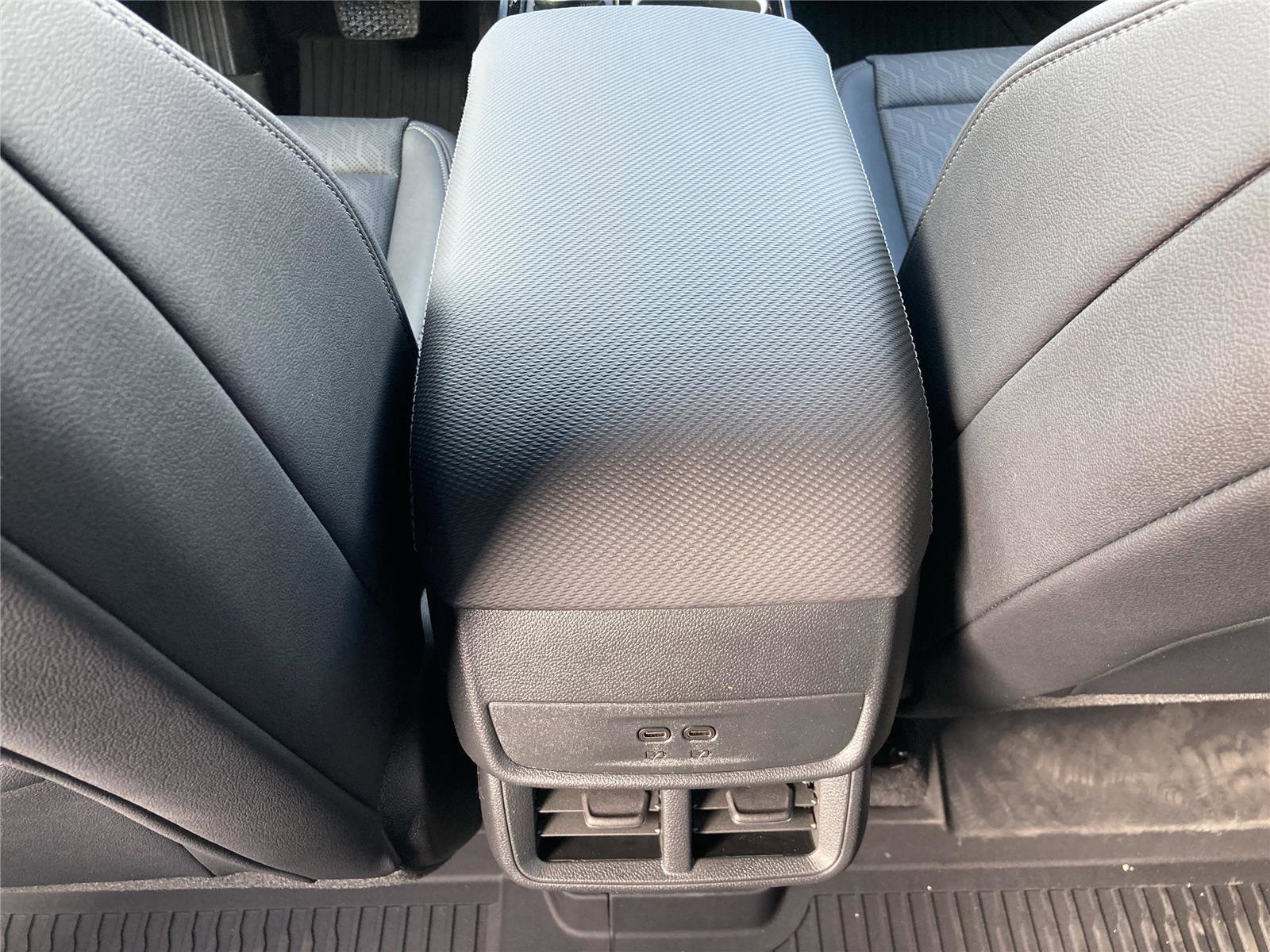 New 2026 Chevrolet Equinox LT w/ Convenience Package II image 25