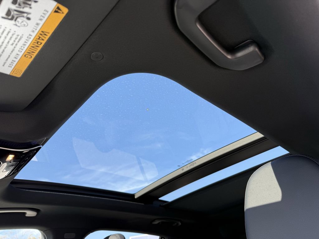 New 2026 Mercedes-Benz GLC 300 4MATIC image 2