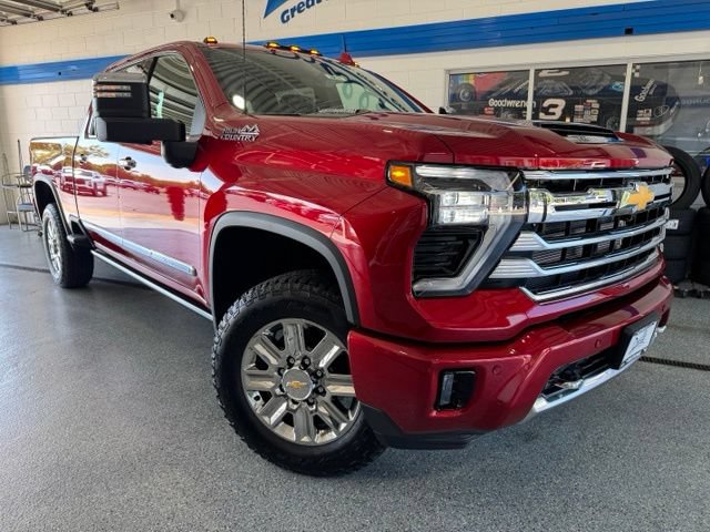 New 2026 Chevrolet Silverado 2500 High Country w/ High Country Premium Package AWD/4WD image 2