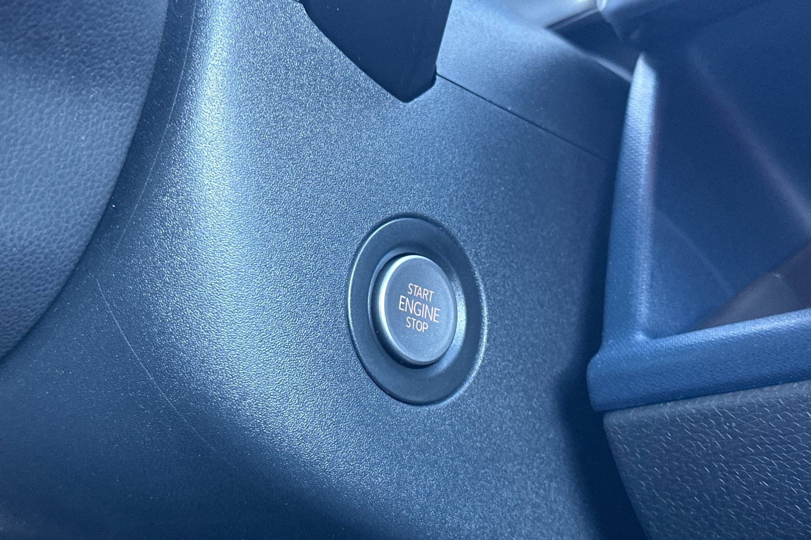 New 2025 Volkswagen ID. Buzz Pro S RWD image 22