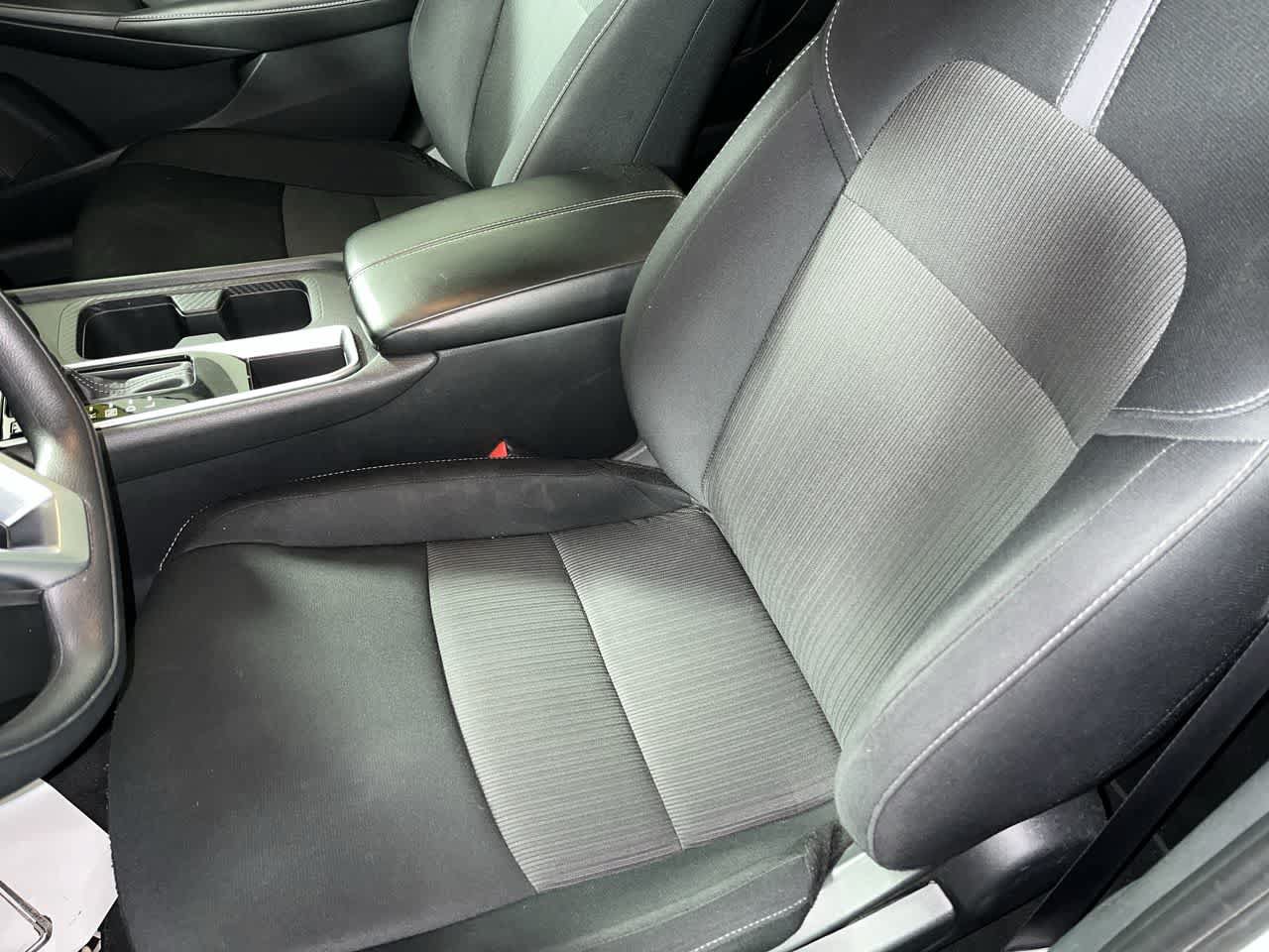 Used 2024 Nissan Sentra SV FWD image 15
