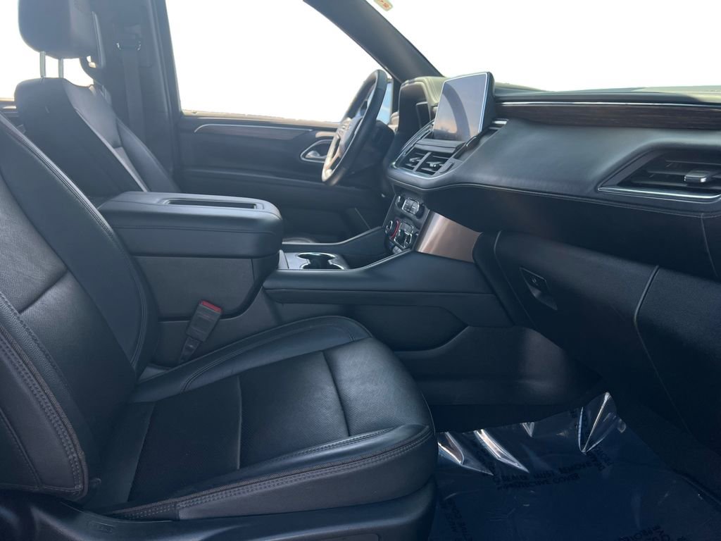 Certified 2023 Chevrolet Tahoe High Country AWD/4WD image 17