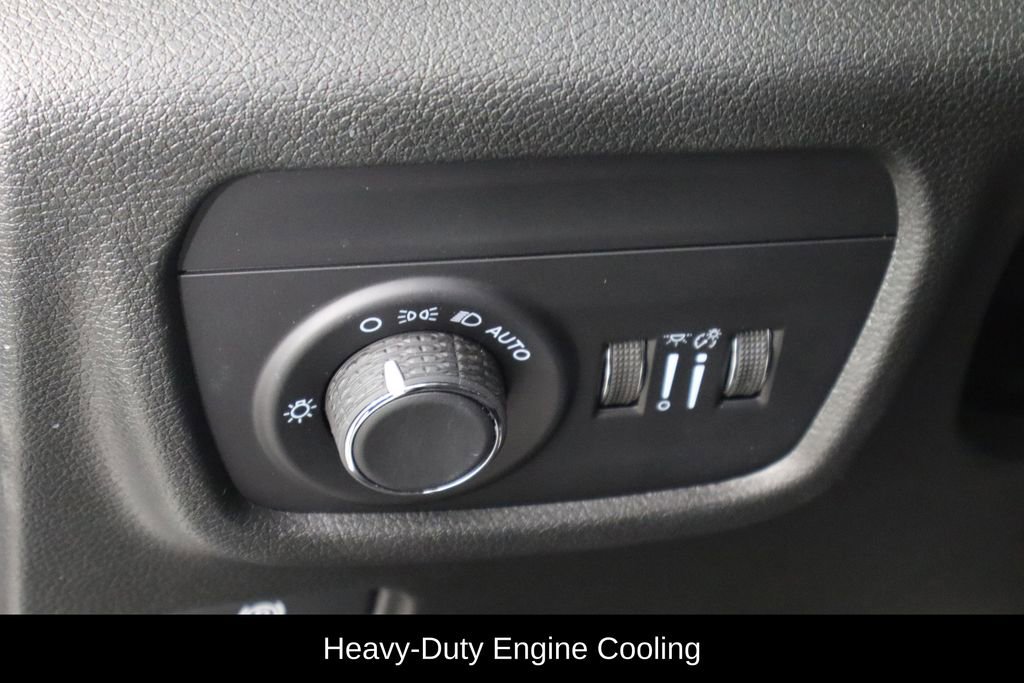 New 2026 Jeep Grand Cherokee Altitude image 23