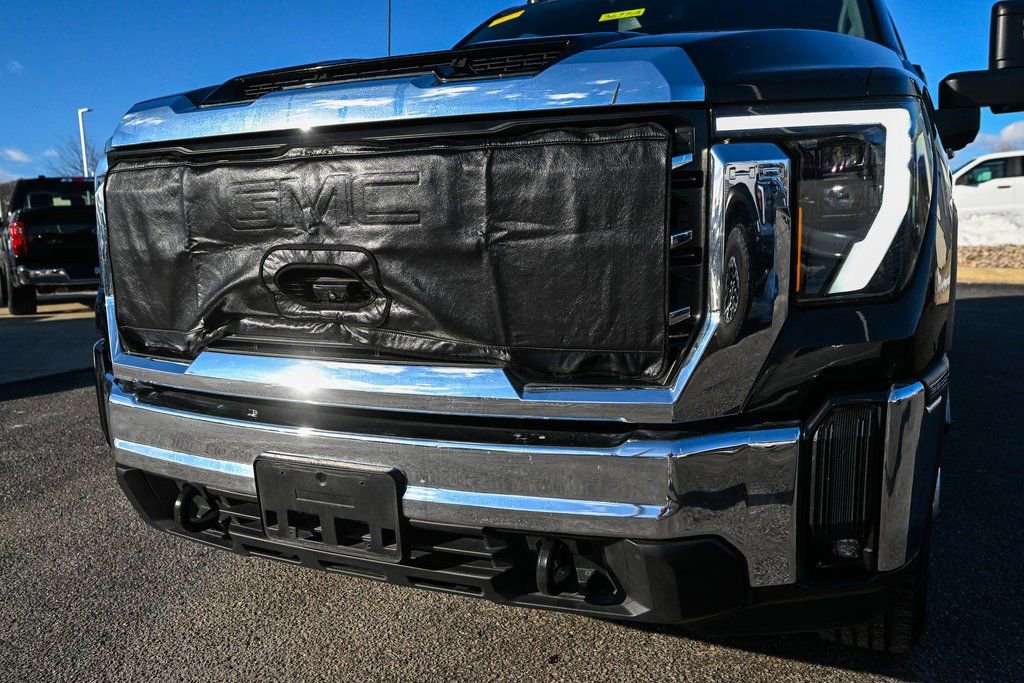 Used 2024 GMC Sierra 2500 SLE image 11