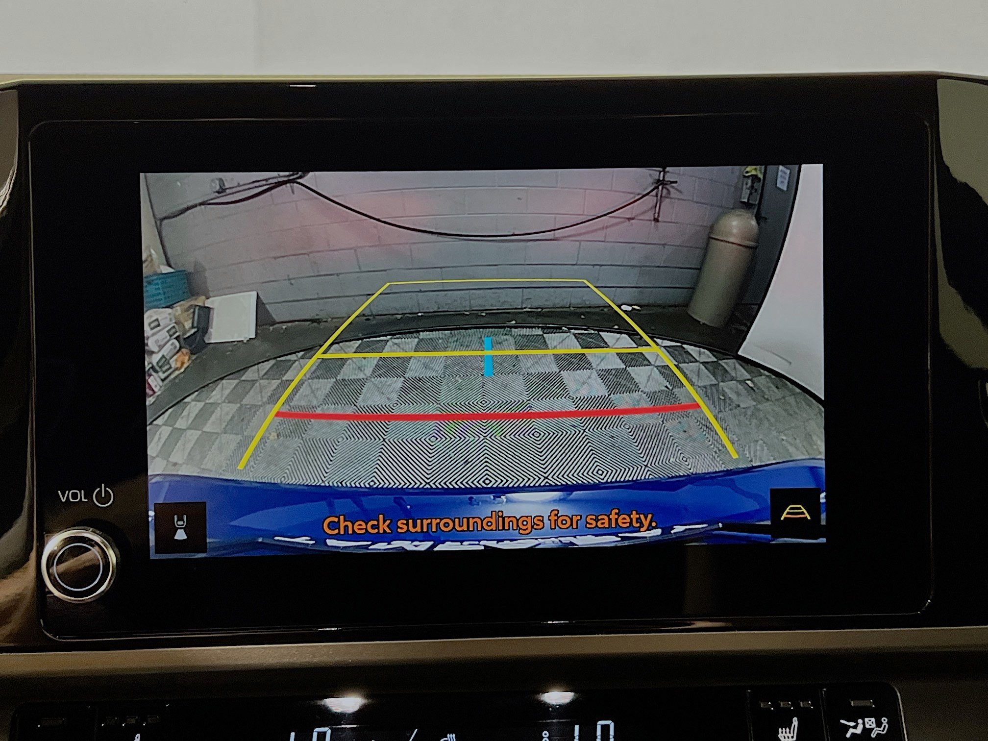 Used 2025 Toyota Camry SE w/ Convenience Package FWD image 28