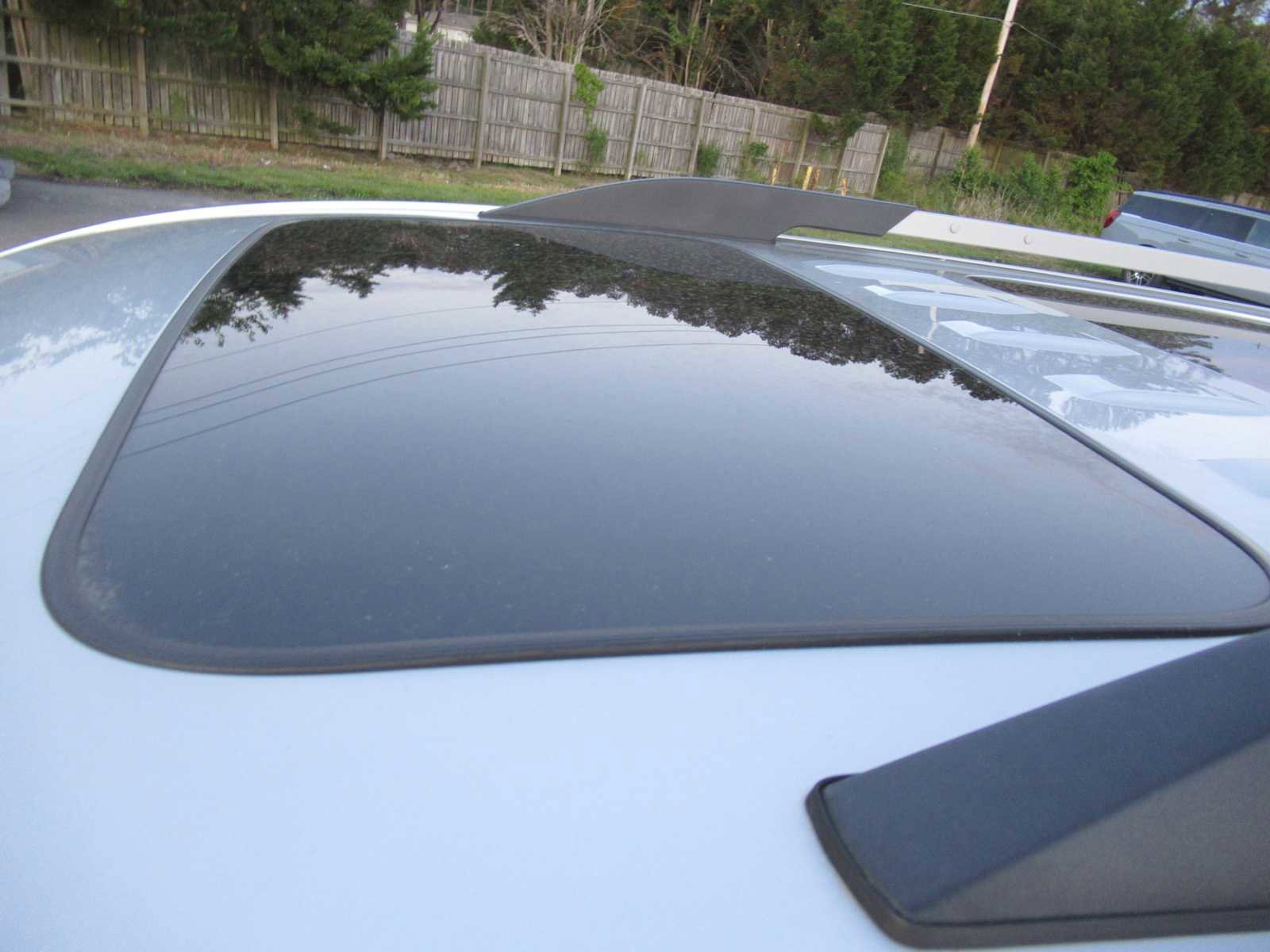 Used 2020 GMC Acadia SLT w/ LPO, Floor Liner Package FWD image 13