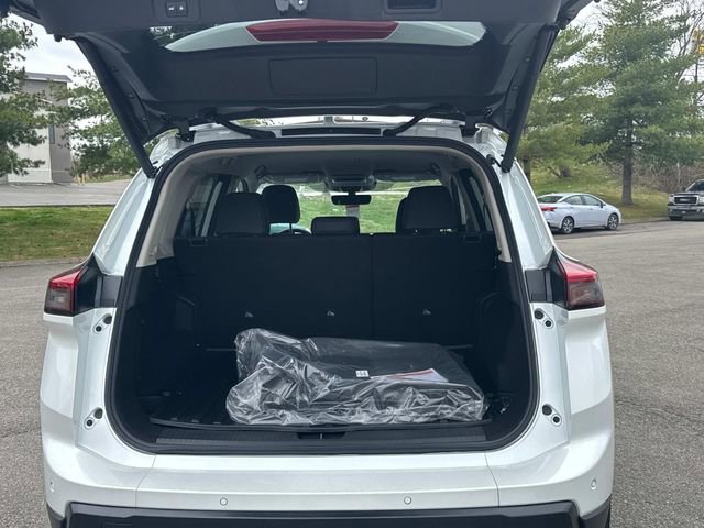 New 2026 Nissan Rogue SV image 13