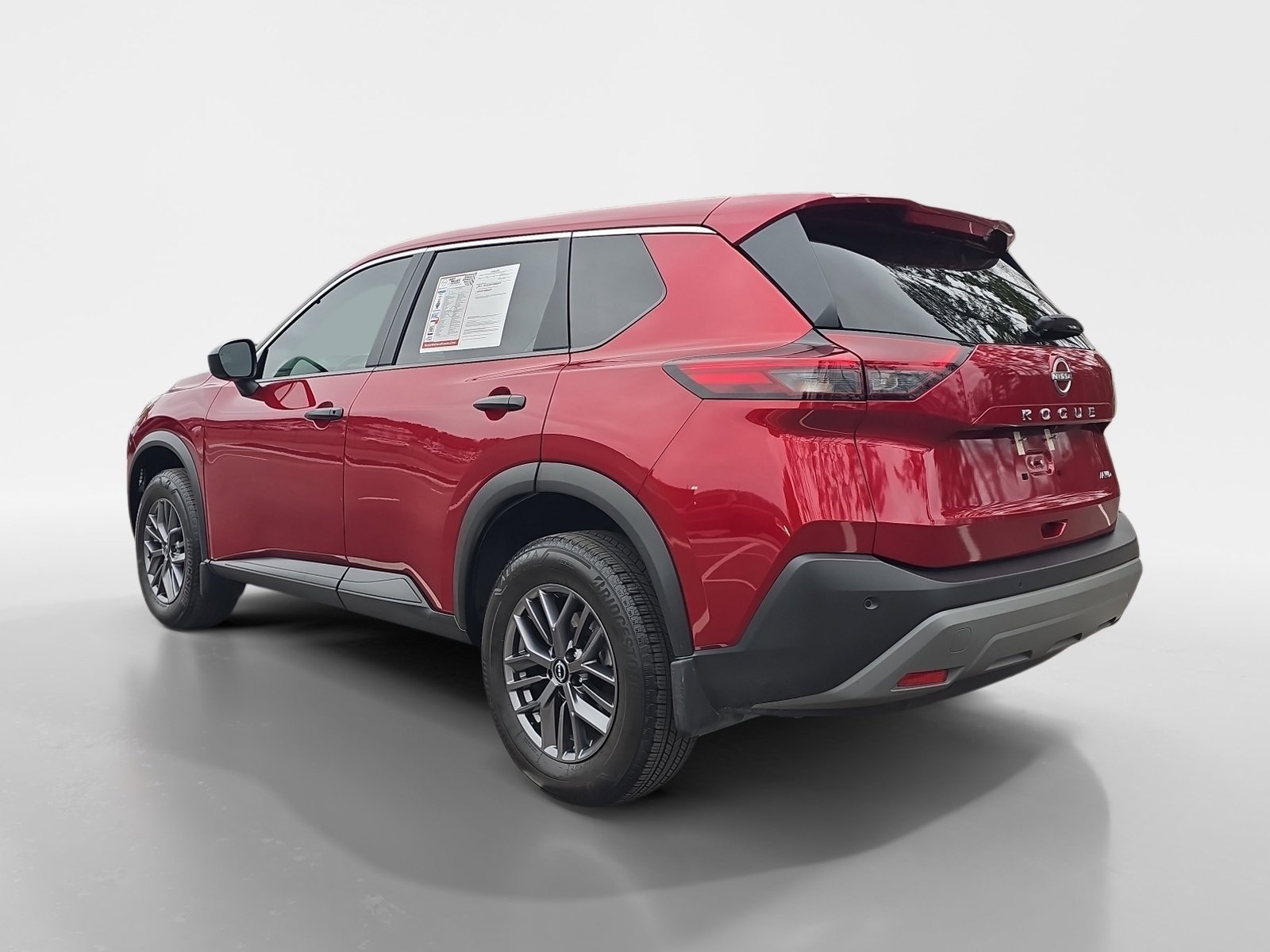 Used 2023 Nissan Rogue S AWD/4WD video 3