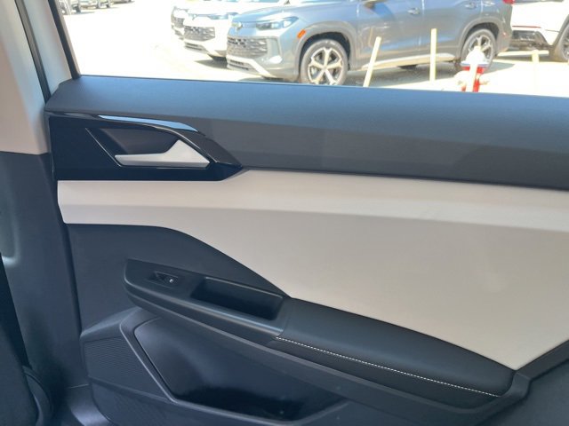 New 2025 Volkswagen Taos S image 14