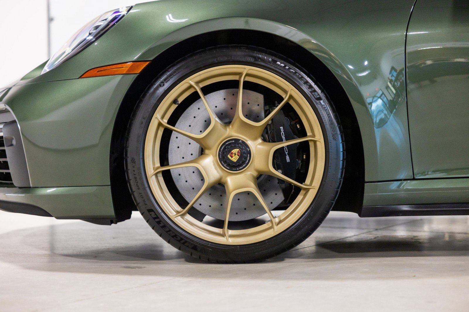 Used 2021 Porsche 911 Turbo S image 19