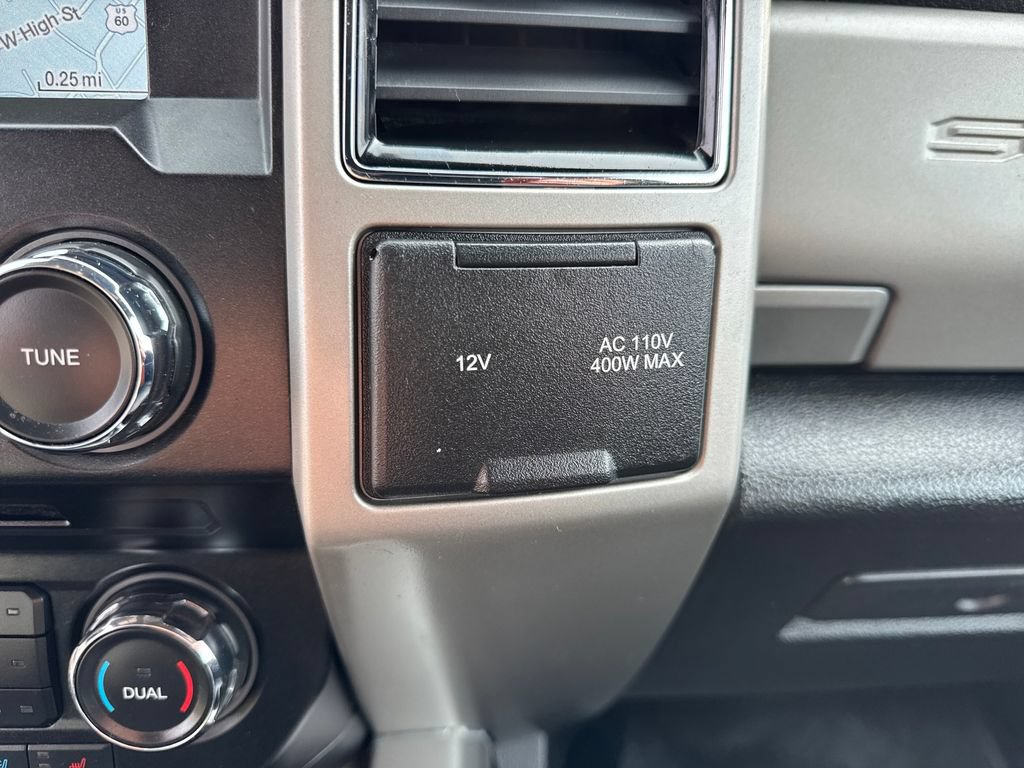 Used 2018 Ford F350 Lariat w/ Lariat Value Package AWD/4WD image 28