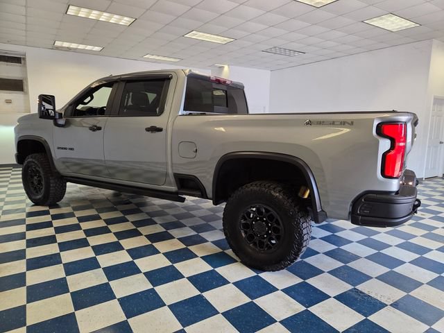Used 2024 Chevrolet Silverado 2500 ZR2 w/ ZR2 Bison Edition AWD/4WD image 5