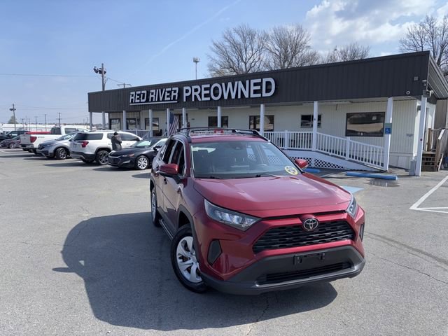 Used 2019 Toyota RAV4 LE w/ Carpet Mat Package image 1